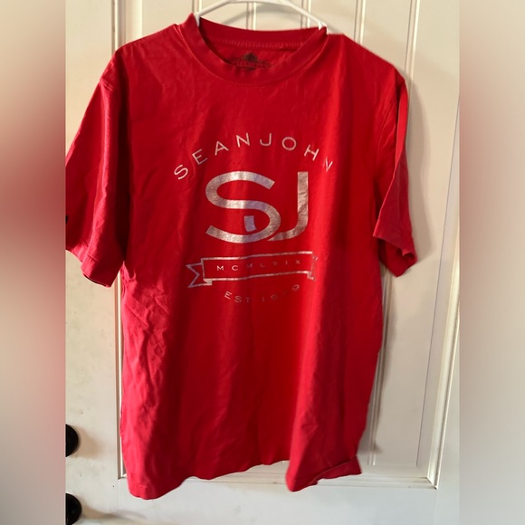 Bright red and silver letters sean john tshirts men size xl - Picture 3 of 10